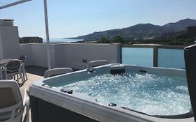 Penthouse Gloria